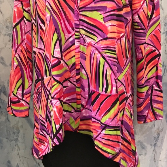 Peck & Peck abstract colorful stretch top - Picture 3 of 6